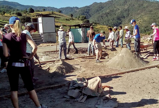 volunteers in Nicaragua working on building project